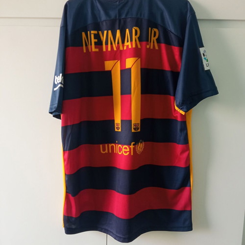 Barcelona Neymar Jr Vintage Jersey like new, size large