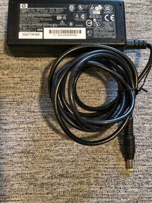 HP Laptop Charger 65W 18.5V 3.5A with Power Adapter used