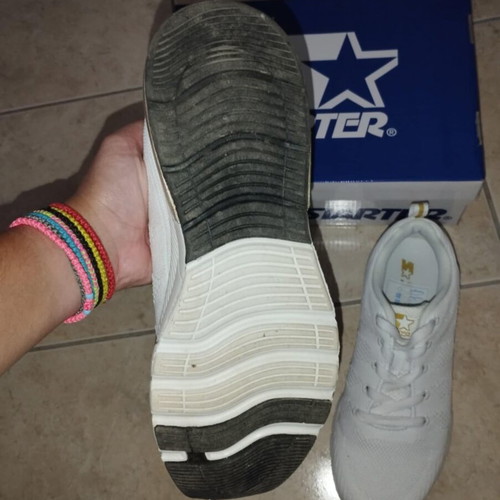 Starter women's athletic shoes No 39 like new, white with gold details