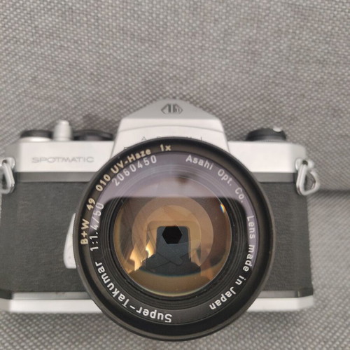 Asahi Pentax Spotmatic SP camera with Super-Takumar 50mm f/1.4 lens like new