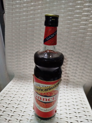 Gancia Americanissimo vermouth 1 litre sealed like new, 1960s-1970s