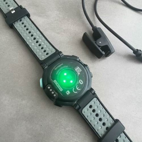 Garmin ForeRunner 235 like new