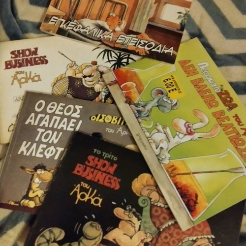 Arkas comics used, pack of 4 volumes with bonus book