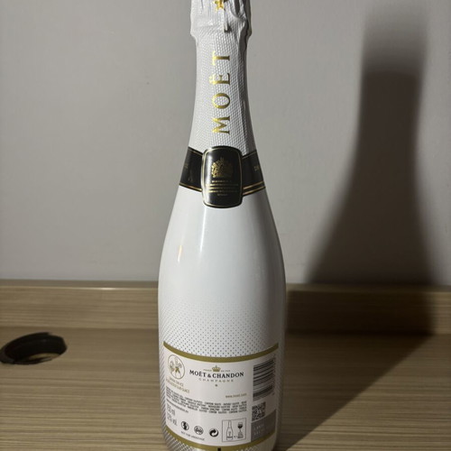Moët & Chandon Ice Impérial champagne new