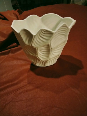 Clay Vase like new 15 cm height