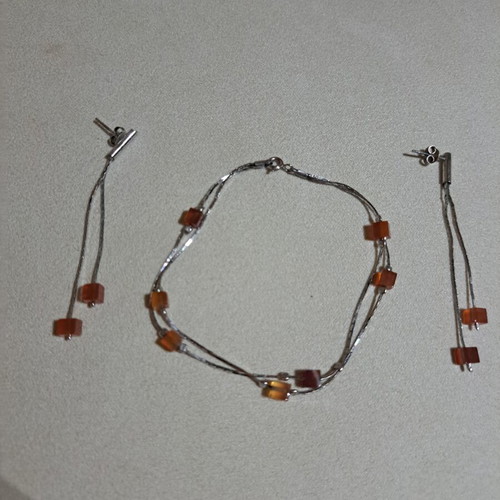 Silver 925 bracelet and earrings set with semi-precious honey stones like new