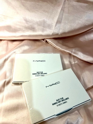 Mac Cosmetics Blotting Film 30 sheets new