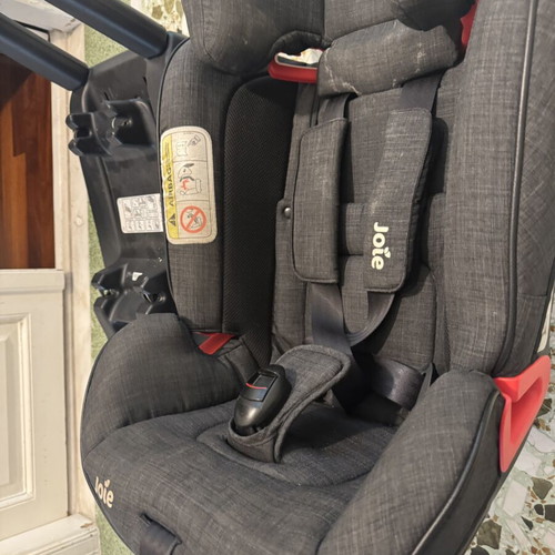 Joie Stages car seat like new for 0-25 kg
