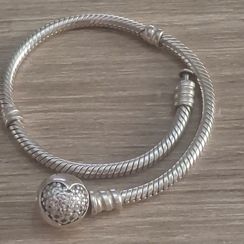 Pandora bracelet 17.5 cm with heart pave clasp and zircon stones
