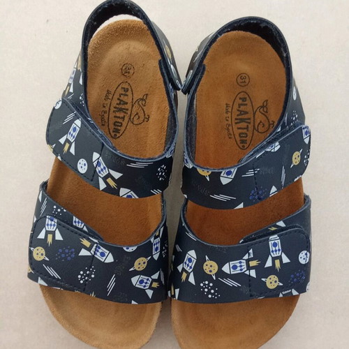 Plakton kids sandals blue like new, size 31