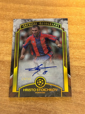 Κάρτα Hristo Stoichkov 2022-23 Topps UEFA Museum Αυθεντική Υπογραφή 28/50