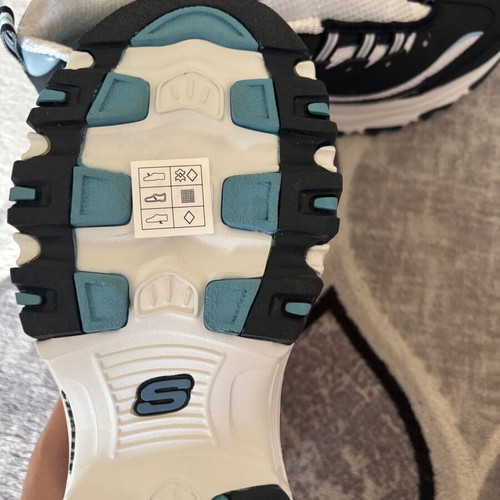 Skechers women's shoes like new, size 39, white and blue