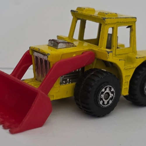 Lesney Matchbox Superfast No. 29 Tractor Shovel 1/64 Die Cast