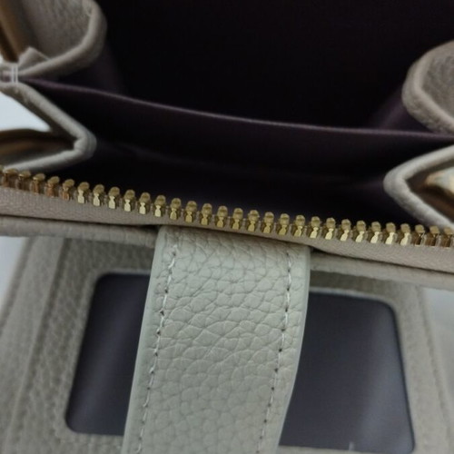 Women's beige wallet, synthetic leather, like new