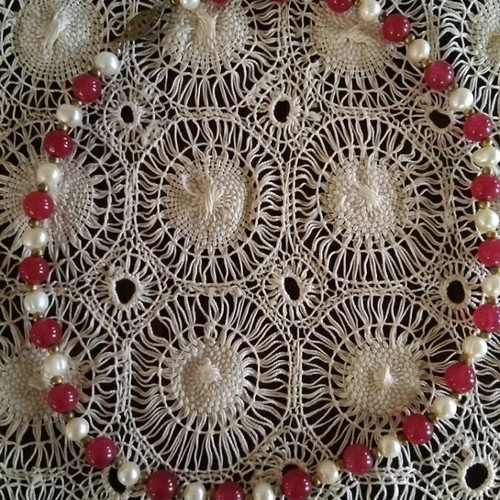 Necklace with white natural pearl and pink nephrite like new