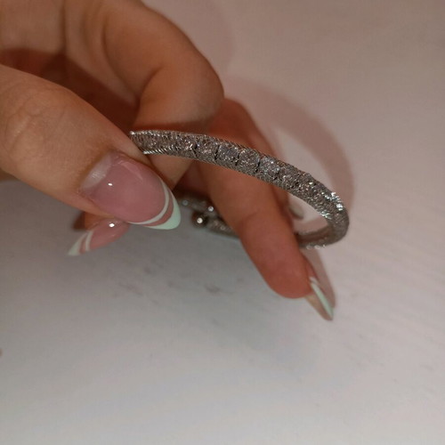 Bracelet like new that does not tarnish