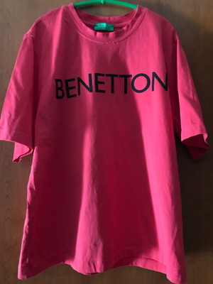 T-shirt Benetton μεταχειρισμένο, ροζ σκούρο, μέγεθος S