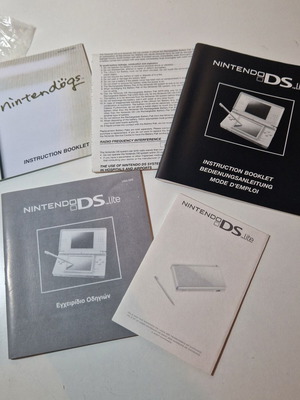 Nintendo DS Lite manuals like new