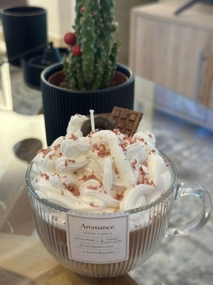 Handmade soy scented candle new with warm chocolate aroma