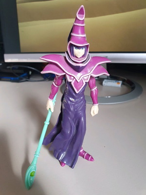 YuGiOh! Dark Magician figure used with scepter