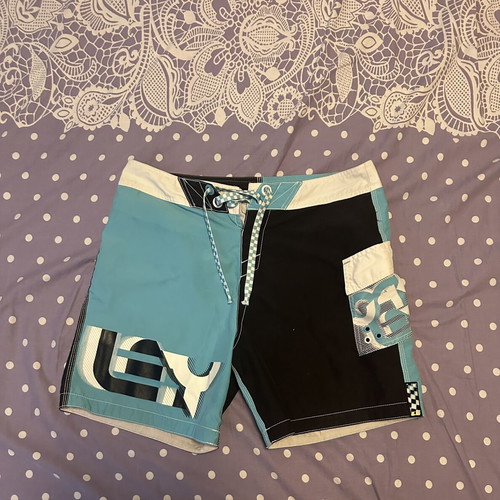 Oakley vintage board shorts used, size S-M, colorful