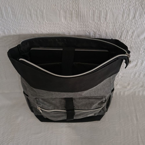 Laptop backpack TaoTronics TT-HT005 waterproof, like new, 15.6"