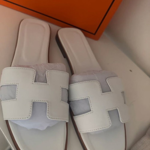 Hermes white H-style sandals size 37
