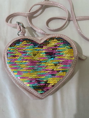 Sequin bag with heart-shaped ring case