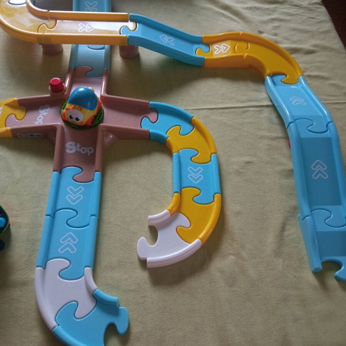 Imaginarium baby track and garage assembly set like new