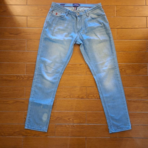 U.S. Polo Assn. Slim Straight men's jeans like new, size W32, light blue