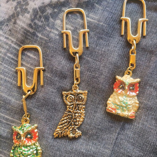 Keychains new, set of 3 with owl symbol multicolored