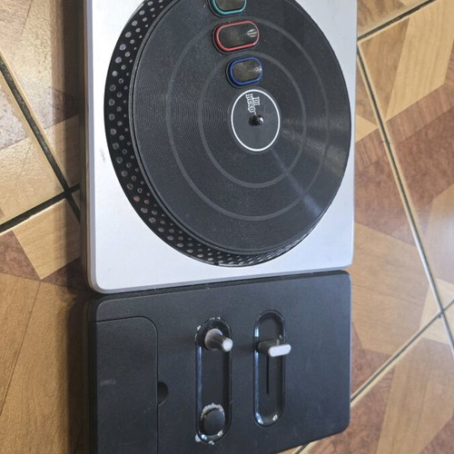 DJ Hero Xbox 360 controller used, without dongle