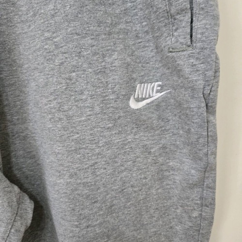 Nike bermuda shorts like new, cotton, size large, gray