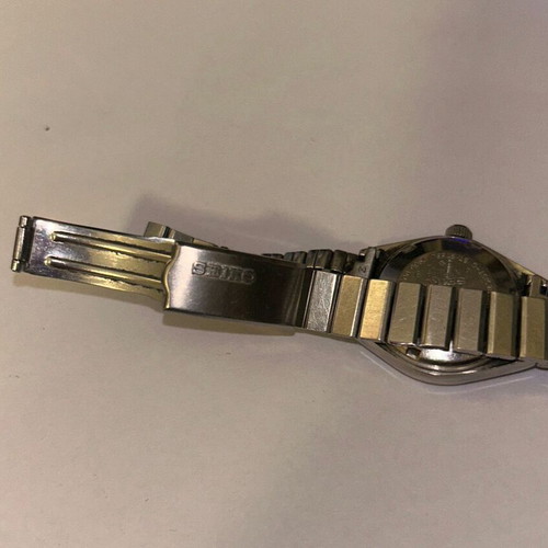 Seiko Hi-Beat Automatic 2906-0030 women's watch used, crystal repair needed