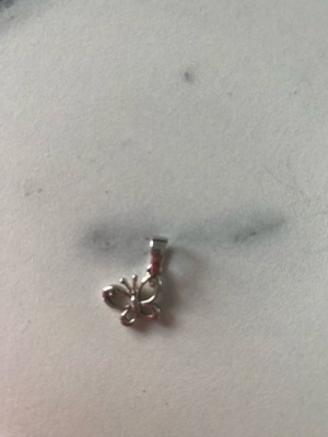 Butterfly silver pendant with one zircon new