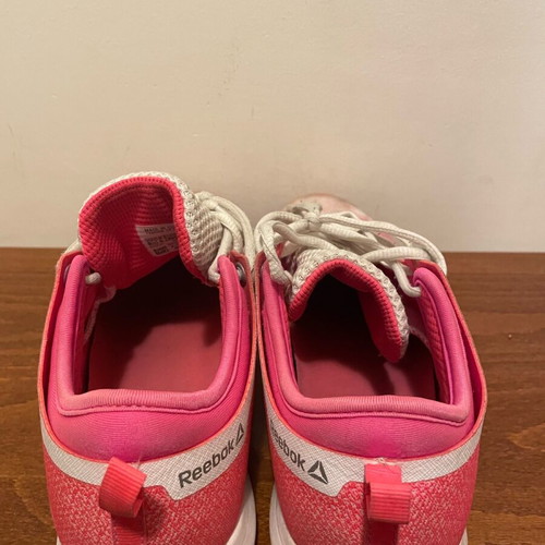 Reebok women's pink athletic shoes used, size 39