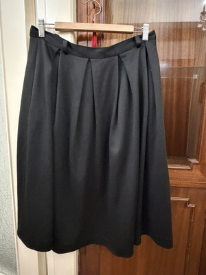 Black skirt, size L/40/12 and XL/42/14