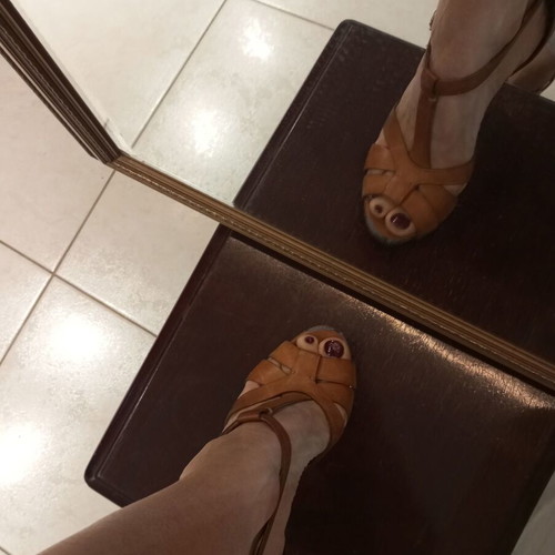 BCBG Leather High-Heeled Sandals used, size 37, beige