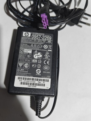 Hp power supply 32V 625mA used, model 0957-2269