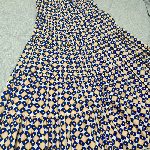 Zara maxi skirt with geometric pattern, like new, size XS