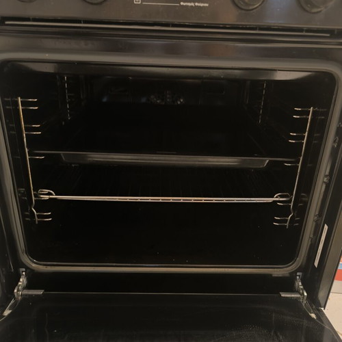 Pitsos kitchen stove with burners