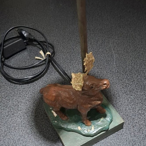 Table lamp with moose figure and tulip glass shade like new