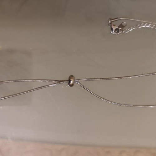 Silver stainless steel necklace new with adjustable length