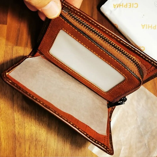 Men's RFID Wallet new, brown leather
