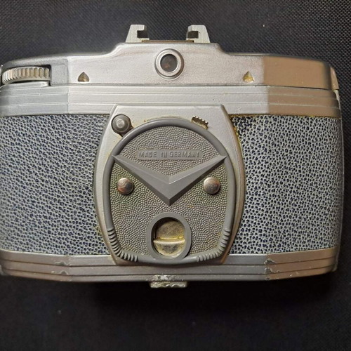 Bilora Bella 44 used analog camera with metal body