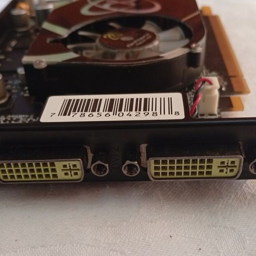 XFX GeForce 7600 GT graphics card used, PCI Express, 256 MB DDR3