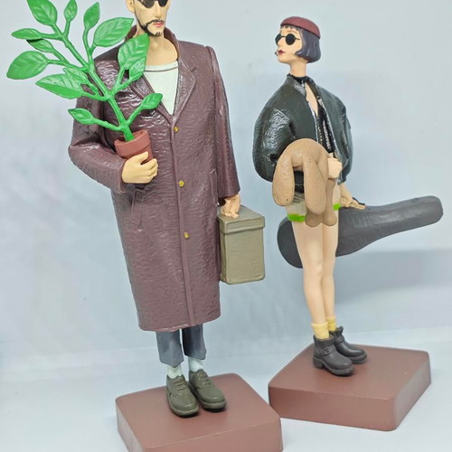 Léon & Mathilda collectible figures set like new