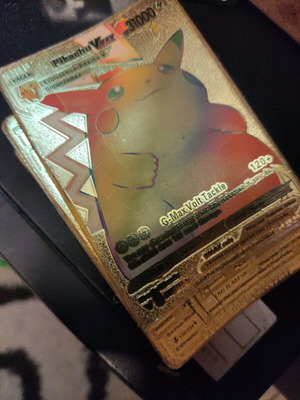 Pikachu VMAX Gold Pokemon Card Like New