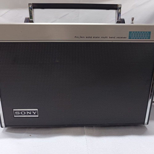 Sony CRF 5090 radio used in very good condition