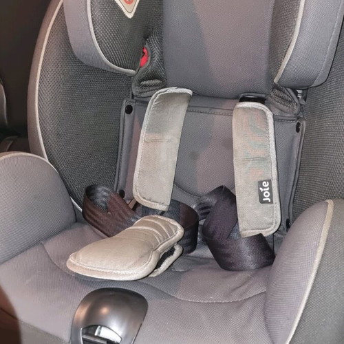 Joie Stages child car seat 0-25 kg like new
